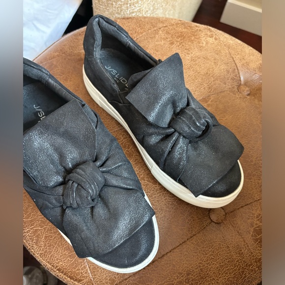 J/Slides black with bow size 6 women’s shoe - Picture 4 of 6